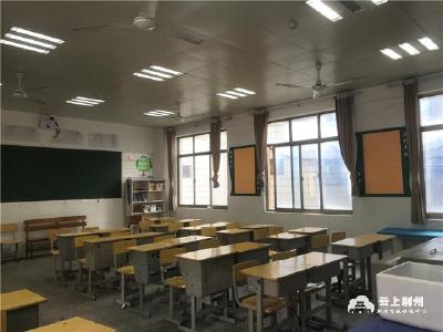 荆州：9月1日开学，各学校正进行开学前的准备工作