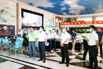 省商务厅调研荆州高新区绿谷小镇项目发展