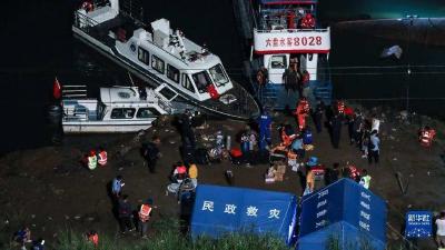 揪心！贵州客船侧翻，8人不幸遇难7人仍失联