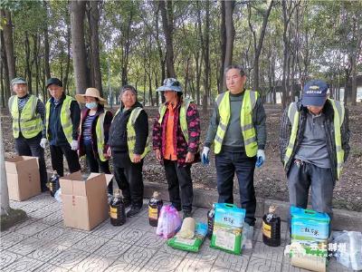 节日快乐！致敬平凡岗位上的“城市美容师”