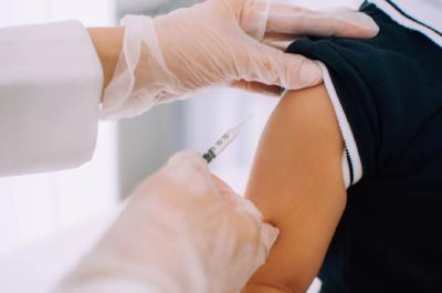 湖北省启动3-11岁人群新冠病毒疫苗接种