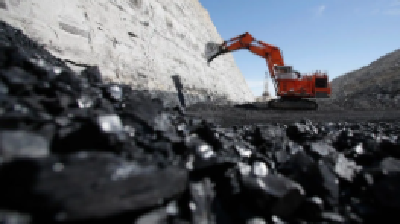 国家发改委：全国煤炭产量实现创纪录的1205万吨