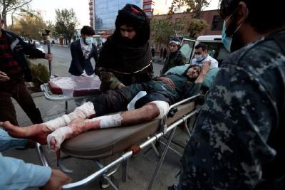 痛心！阿富汗一家医院附近突发爆炸，已致15死多伤