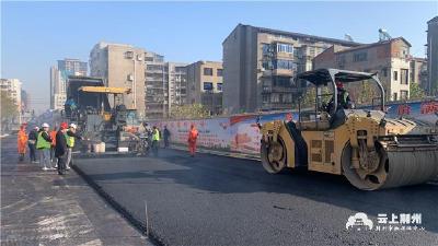 沙市区红门南路道路刷黑 预计明年元旦通车