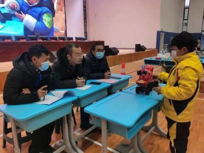 荆州区举办青少年科技创新大赛