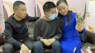 “回亲生父母身边读书”！《亲爱的》原型孙海洋回应：是儿子自己的决定
