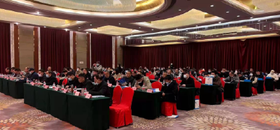 荆州市建筑业协会召开第五届会员代表大会