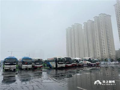 荆州交通运输部门积极应对低温雨雪冰冻天气