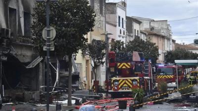 一建筑突然爆炸引发大火，已致7人遇难，包括两名儿童！