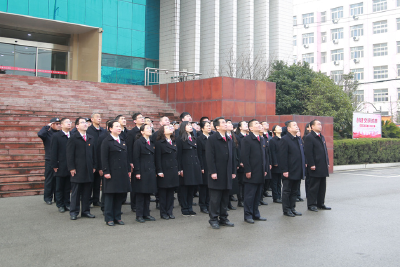 荆州中院举行升国旗仪式