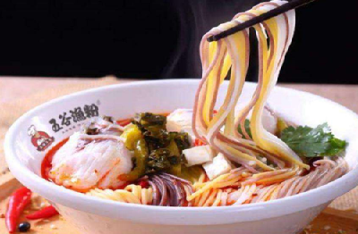 五谷渔粉承认插旗是供应商：已下架封存相关酸菜原料