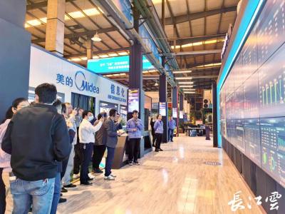 荆州一“5G+工业互联网”项目成为全球工业典范
