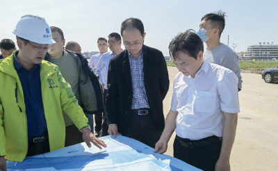 李平带队现场调度荆州高新区重点项目建设，推动项目全面提速提质提效