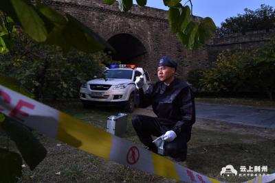 全国特级优秀人民警察|曾勇：用一生书写刑侦情怀