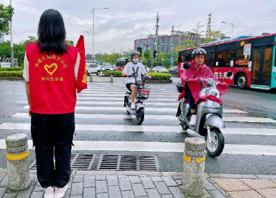 赶考人与护考人风里雨里心连心——中建七局南方公司连续5年开展爱心助考志愿服务