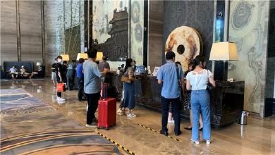 荆州出台“提振消费”举措 助力消费市场“旺”起来