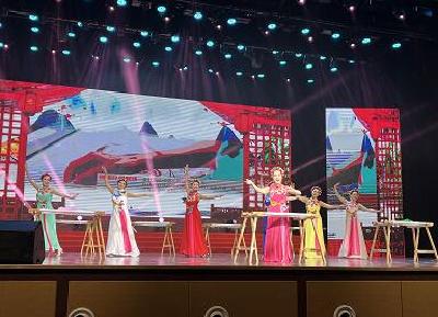 荆州市第三届社会文艺团队展演举行