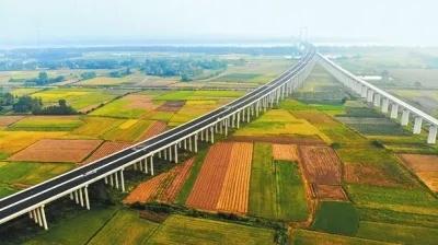 荆州：“公铁水空”齐发力 建设区域性交通物流中心势头强劲