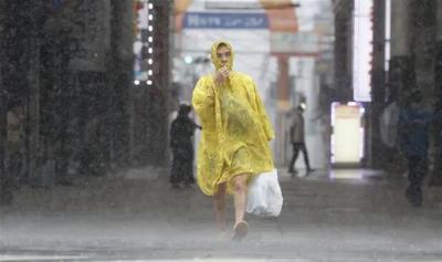 强台风登陆，日本当局敦促700万人紧急避难