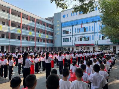 荆州实验小学（黄金堂校区）“庆国庆 迎二十大”千人吟诵活动