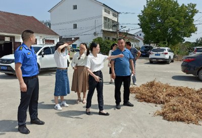 陈任带队调研“美好环境与幸福生活共同缔造”示范点建设