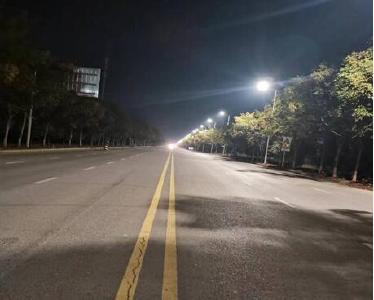 5161米，148座灯 上海大道二号路至复兴大道全线亮灯