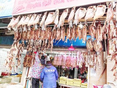 肉价下降带动灌肠热 成品腊肠集体涨价