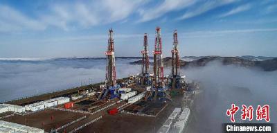 再上新高度 中国最大油气田年产油气突破6500万吨