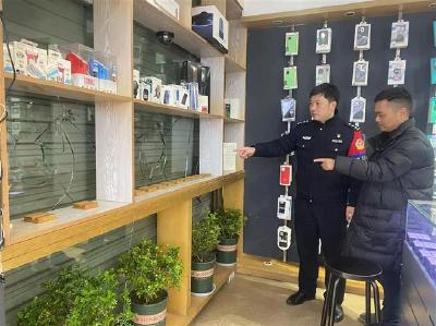 手机门店被盗 荆州警方快速破案