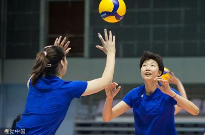 中国女排今日赛季首秀，对阵强敌巴西女排