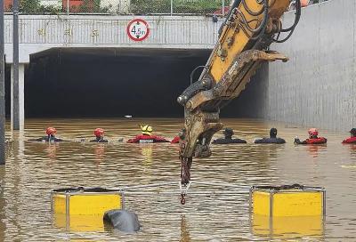 最新！韩国暴雨，已有33人死亡 