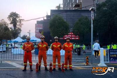 荆州消防圆满完成“2023守望长江超级马拉松石首站”安保任务 
