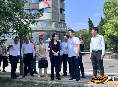 荆州市委第五巡察组调研市住建局水环境系统治理工作