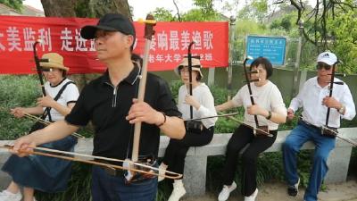 监利市老年大学文艺表演进乡村  奏响最美渔歌