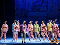 荆州花鼓戏《春暖花开》精彩上演