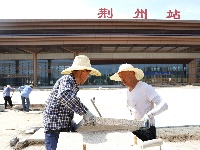 图集|高温下久经“烤”验 的劳动者 城市建设中最美的风景线