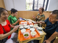 图集|中秋限定！一元一餐享受“幸福食光”