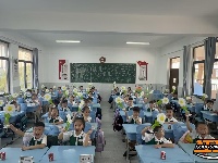 图集丨开学啦！荆州学子元气满满开启新学期→