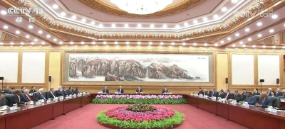 习近平会见出席中国国际友好大会暨中国人民对外友好协会成立70周年纪念活动外方嘉宾