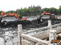 荆襄河湿地公园实行“抱团”清淤