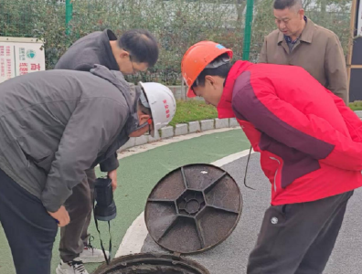 荆州经开区西湖街道：改造雨污管网 让美好生活不添“堵”