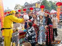 松滋市卸甲坪土家乡：“土家风味”飘全城