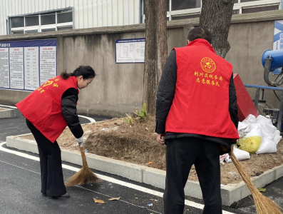 荆州区梅村社区：喜迎新春大扫除 环境提升居民欢