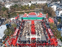 松滋市卸甲坪土家乡：“土家风味”飘全城