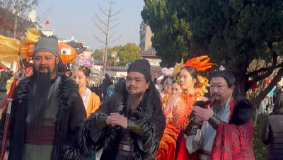 我们的节日·元宵丨文博西城闹元宵“刘关张NPC快闪”活动受热捧