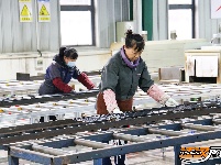 荆州天宇开足马力忙生产 奋力冲刺“开门红”
