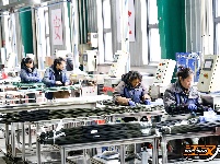 荆州天宇开足马力忙生产 奋力冲刺“开门红”
