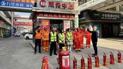 荆州区郢城镇：消防演练进市场 筑牢安全“防火墙”