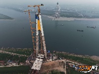 图集丨雨中的观音寺长江大桥 别一样的风景