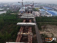 图集丨雨中的观音寺长江大桥 别一样的风景